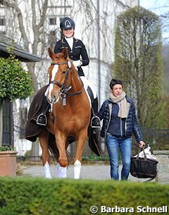 Pauline Holzknecht with Wells Fargo's owner Elke Schmitz-Heinen