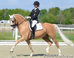 Semmieke Rothenberger and Deinhard B at the 2015 Preis der Besten :: Photo © Mirka Nilkens