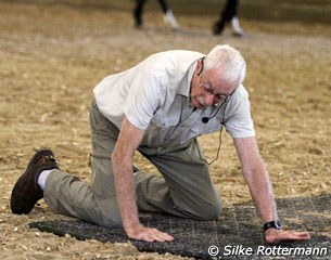 ​To ensure the audience understood his laterality theory, Dr. Ridgway was not shy about getting on all fours