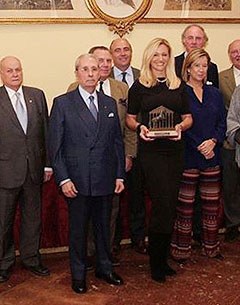 President of USPRE Kim Boyer accepted the award on behalf of USPRE at the Foro de Opinion El Caballo Espanol in Seville, Spain