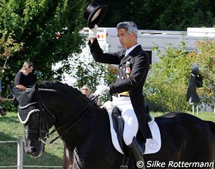 Gilles Ngovan on Dream of Night Fluswiss