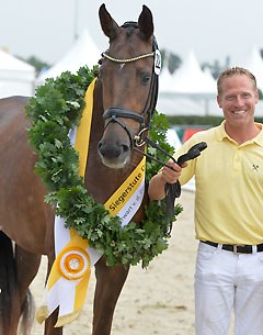 Bonita Spring, dressage champion of the 2015 Hanoverian Elite Mare Show in Verden :: Photo © Karl Heinz Frieler