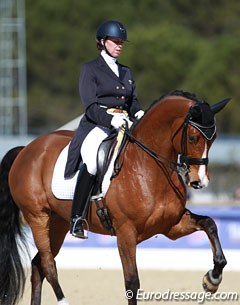 Marie Emilie Bretenoux on Quartz of Jazz (by Lawrence HN x Urleven Pironniere)