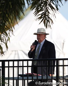 The multilingual announcer Nicho Meredith presenting the horses at the trot up