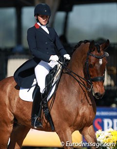After spending time in California, Texas based young rider Ayden Uhlir is sponsored by Kimberly van Kampen to develop her career as a rider witj Sjapoer in Wellington. 