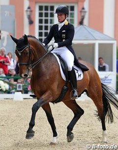 Isabell Werth and El Santo at the 2015 CDI Wiesbaden :: Photo © LL-foto