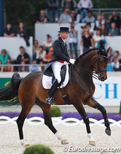 Steffen Peters on Legolas