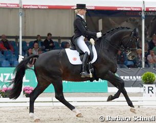 Jessica von Bredow-Werndl on Unee BB