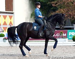 Isabell Werth schooling Weihegold