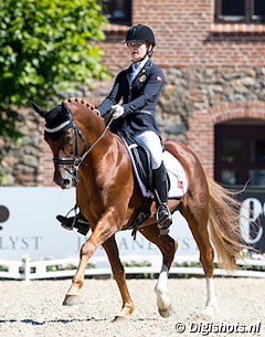Hedda Victoria Aam Opheim and Dancer at the 2016 European Pony Championships in Vilhelmsborg, Denmark :: Photo © Digishots