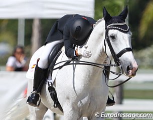 Sofia Pachon Macias hugs Dacapo