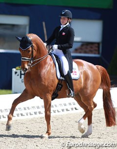 Danish Cathrine Dufour & Cassidy are knocking on the door for their Rio team. Her horse is  expressive & energetic, but was a bit unrestful in the mouth at the start. The passage need to be straighter, but overall it was a very dynamic, quality ride
