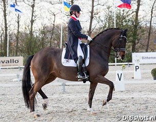 Fiona Bigwood and Atterupgaards Orthilia at the 2016 CDI Nieuw en St. Joosland :: Photo © Digishots