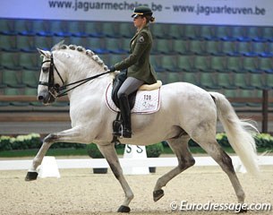 Luiza Tavares de Almeida on Vendaval, which was previously trained and competed by Maria Caetano
