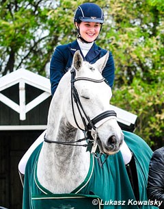 Victoria Wurzinger on Dorian