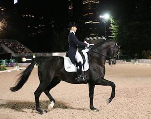 Judy Reynolds and Vancouver K win the Kur at the 2016 CDI New York :: Photo © Sportfot
