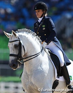 Luiza Tavares de Almeida on Vendaval