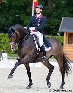 Michael Eilberg and Sa Coeur at the 2016 CDI Roosendaal :: Photo © Digishots