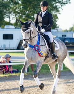 Nicole Harrington and Camomila MCD, 2016 Copa USPRE Champion for FEI 5 Year Old :: Photo © Carolynn Bunch