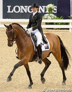 Lyndal Oatley and Sandro Boy at the 2016 World Cup Finals :: Photo © Jon Stroud