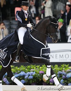 Dorothee Schneider and Sezuan win their third World Young Horse Champion's title