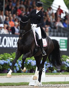 Dorothee Schneider and Sezuan at the 2016 World Young Horse Championships :: Photo © Astrid Appels