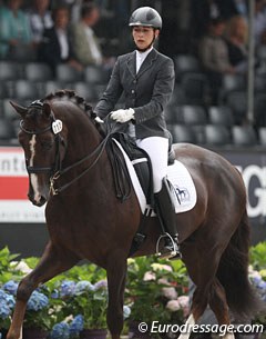 Olga Sergeenkova on Etoile (by Don Schufo x Rubinstein)