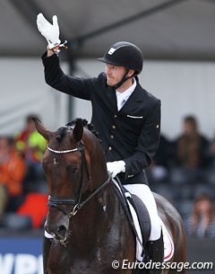 Danish Thomas Sigtenbjerggaard on the giant Vincent Maranello (by Zack x Future Cup). Super powerful horse with huge scope in his gaits, but he's too weak and wobbly at the moment with a clear lack of self carriage