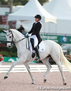 Sarah Daehnert and Half Moon Delphi at the 2016 CDI Wellington :: Photo © Astrid Appels
