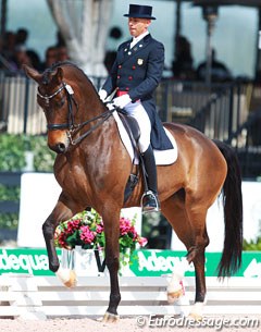 Steffen Peters and Rosamunde win the 3* Grand Prix at the 2016 CDI Wellington :: Photo © Astrid Appels