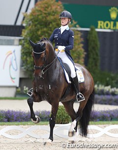 Swedish Juliette Ramel and Buriel KH have not found their groove at shows after returning from a long period of injury. Furthermore at the tack check the bridle accidentally came off and Buriel went on a rampage in the warm up