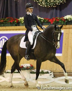 Amber de Groot on R Banderas