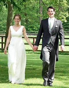 Theresa Wahler and Casimir von Schultzendorff got married at Klosterhof Medingen :: Photo © Kiki Beelitz