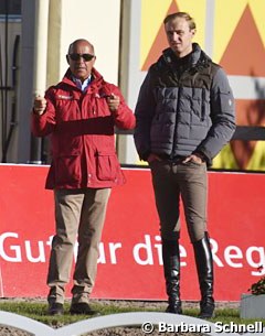 German co-team trainer Jonny Hilberath teaching, Sönke Rothenberger watching