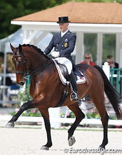 Jeroen Devroe and Eres DL missed out on the CDI Lier and 's Hertogenbosch in March due to injury, but the pair is back and on the Belgian Nations' Cup team