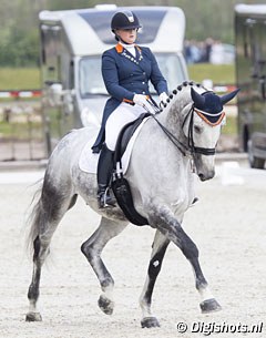 Lisanne Zoutendijk and Rolling Stone at the 2017 CDN Exloo :: Photo © Digishots