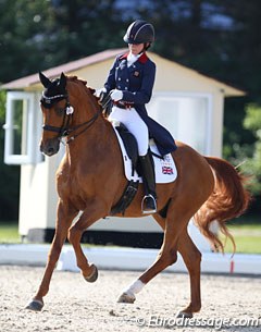 Amber Barton on Labiat