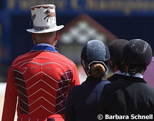 Ringmaster Pedro Cebulka with the pony kids for the prize giving ceremony