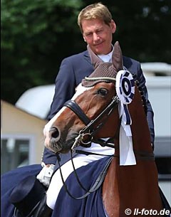 Emile Faurie and Lollipop won the Grand Prix and Special at the CDI Hamburg