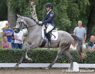 Pia Gerullis on Zauberreigen (by Rheinklang x Interconti)