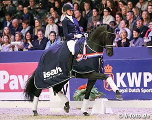 Marieke van der Putten and Trafalgar win the L-division at the 2017 KWPN Stallion Competition Finals in Den Bosch :: Photo © LL-foto