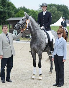 Frederic Wandres and Hot Hit win the 2017 CDN Langenfeld Bundeschampionate qualifier :: Photo © Mirka Nilkens