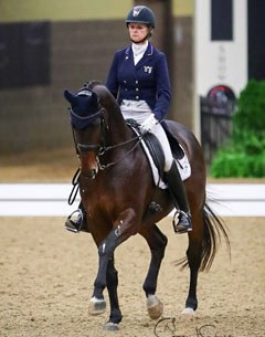 Kristy Truebenbach Lund and Akvavit at the 2017 U.S. Dressage Finals :: Photo © Sue Stickle