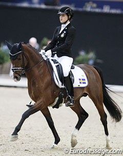 Linnea Holmgren on Fleuramo's Justin :: Photo © Astrid Appels