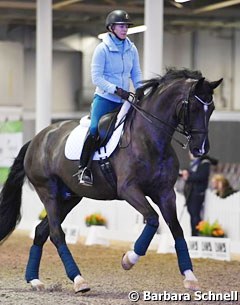 Nadine Capellmann training her new ride Look at Me