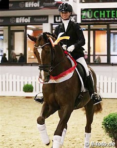 Eva Möller and Balia win the 5-year old group 1 at the 2017 CDN Munster Westfalen Woche :: Photo © LL-foto