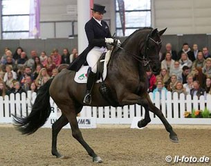 Dorothee Schneider and Sammy Davis Jr at the 2017 CDN Munster Indoor :: Photo © LL-foto
