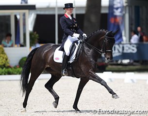 Laura Tomlinson-Bechtolsheimer is back in the show ring after 6 months off due to a baby break. Rosalie B stalled in the piaffes and did not show the second one at all, but the trot half passes and passage had much suspension