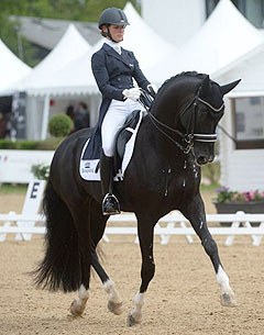 Fanny Verliefden and Indoctro van de Steenblok at the 2017 CDI Saumur :: Photo © Les Garennes