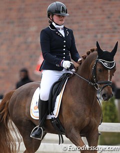 Anna Sophie Huisman on Vinkenhove U2